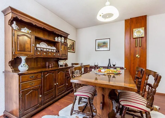 Vikendica House Ermanna *